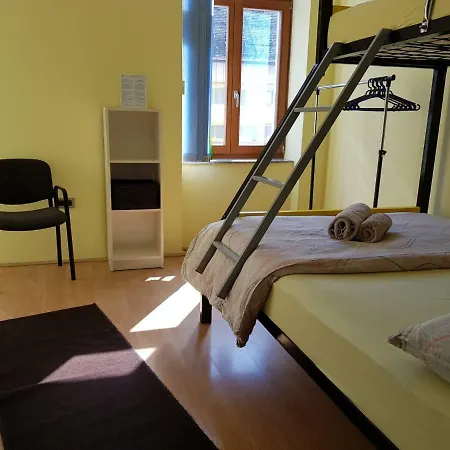 Hostel Youth Central *